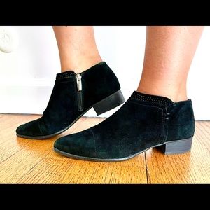 Vince Camuto black suede booties